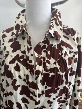 Woman Brown & White Cow-Print Lightweight Shirt Jacket